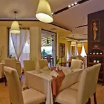 Хотел Ihotel