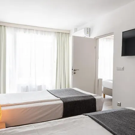 Ihotel Sunny فندق ساني بيتش