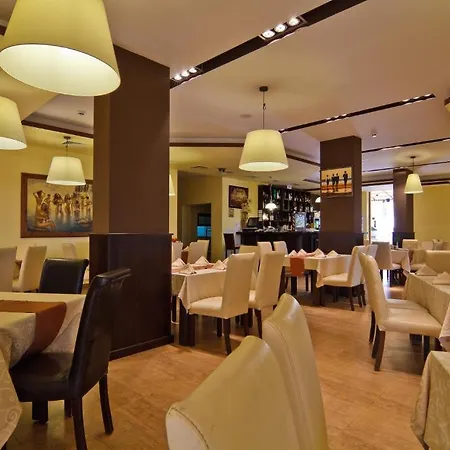 Ihotel Sunny 酒店 4*