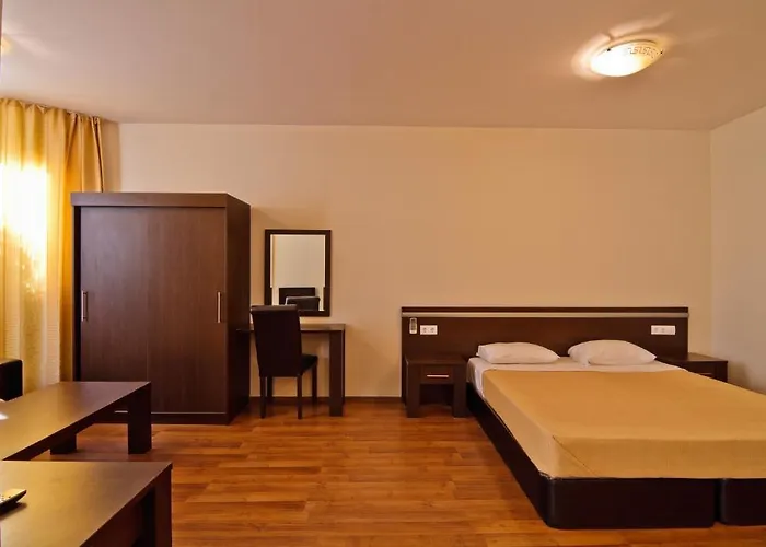 Ihotel Sunny Hotel 4*