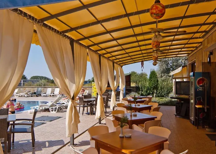 Ihotel Sunny Hotell 4*