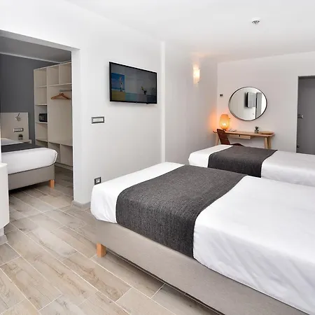 Ihotel Sunny Szálloda